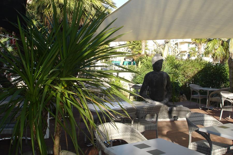 Adonis Sanary Grand Hotel Des Bains Exterior photo